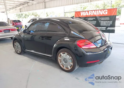2013 Volkswagen Beetle 2.5L Fender Edition z USA, uszkodzony, nr VIN 3VWJP7AT9DM687710